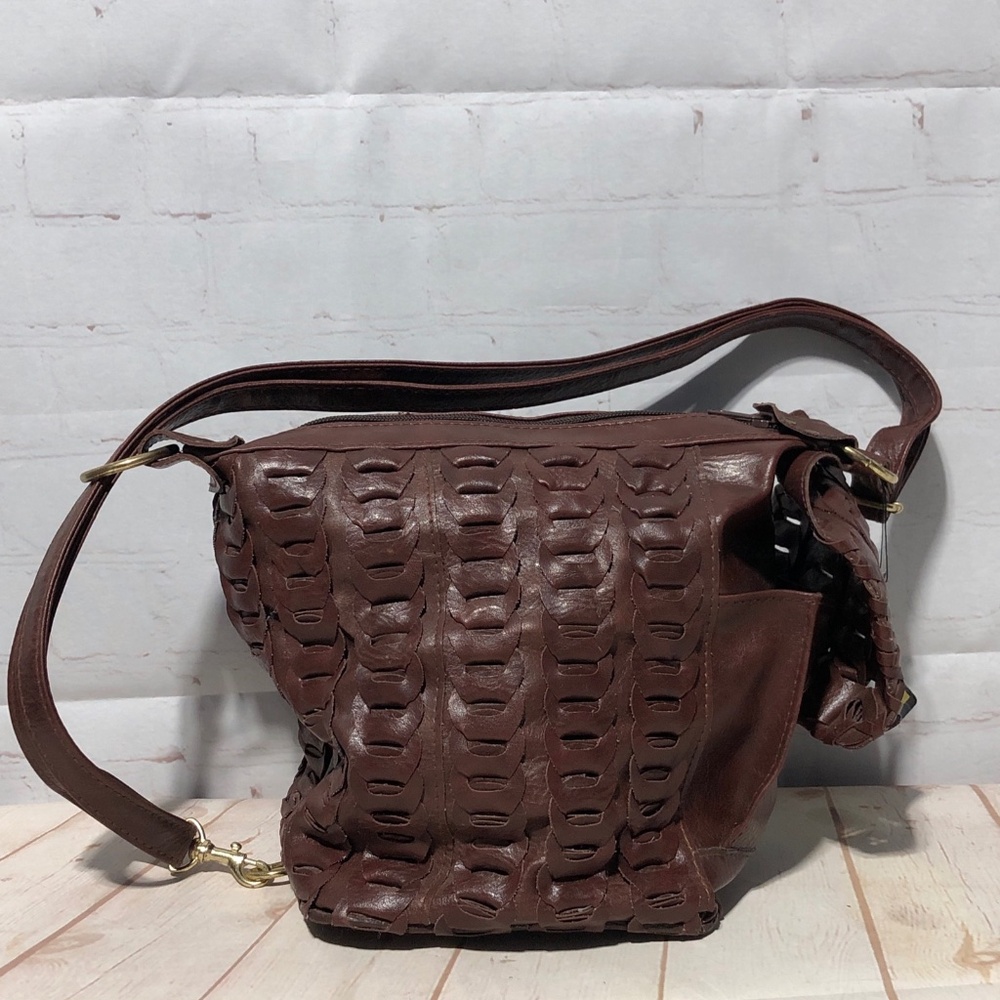 Vintage Aliz Leather Woven Basket Links Shoulder Bag Purse